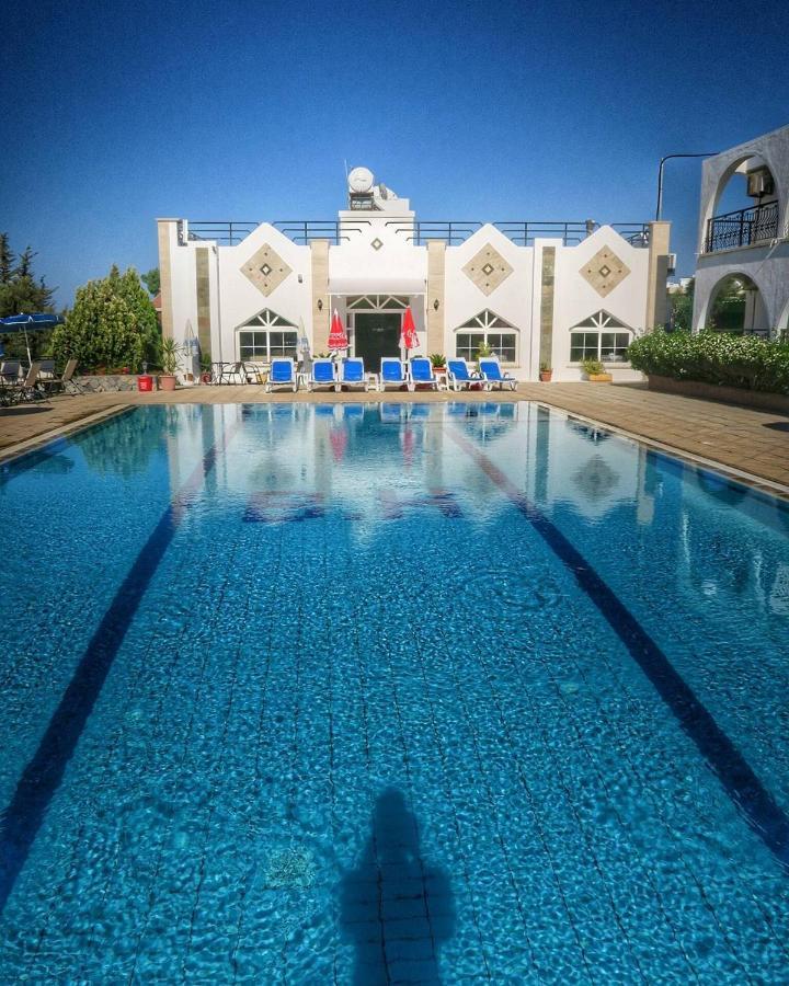 Bare Hill Holiday Apartments Krini Exteriér fotografie