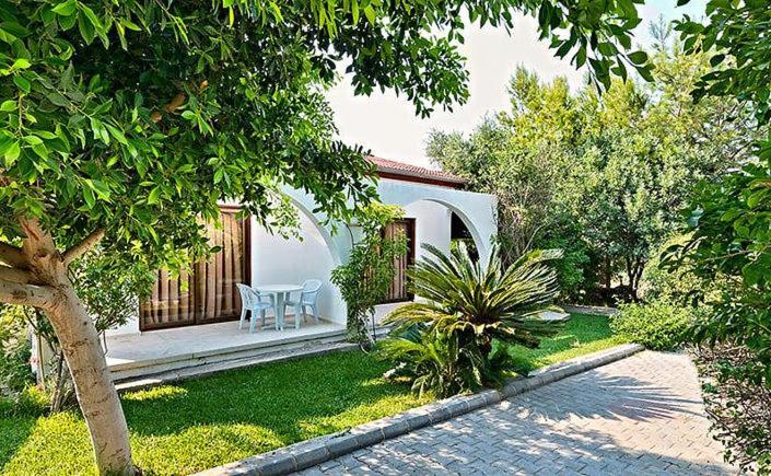 Bare Hill Holiday Apartments Krini Exteriér fotografie