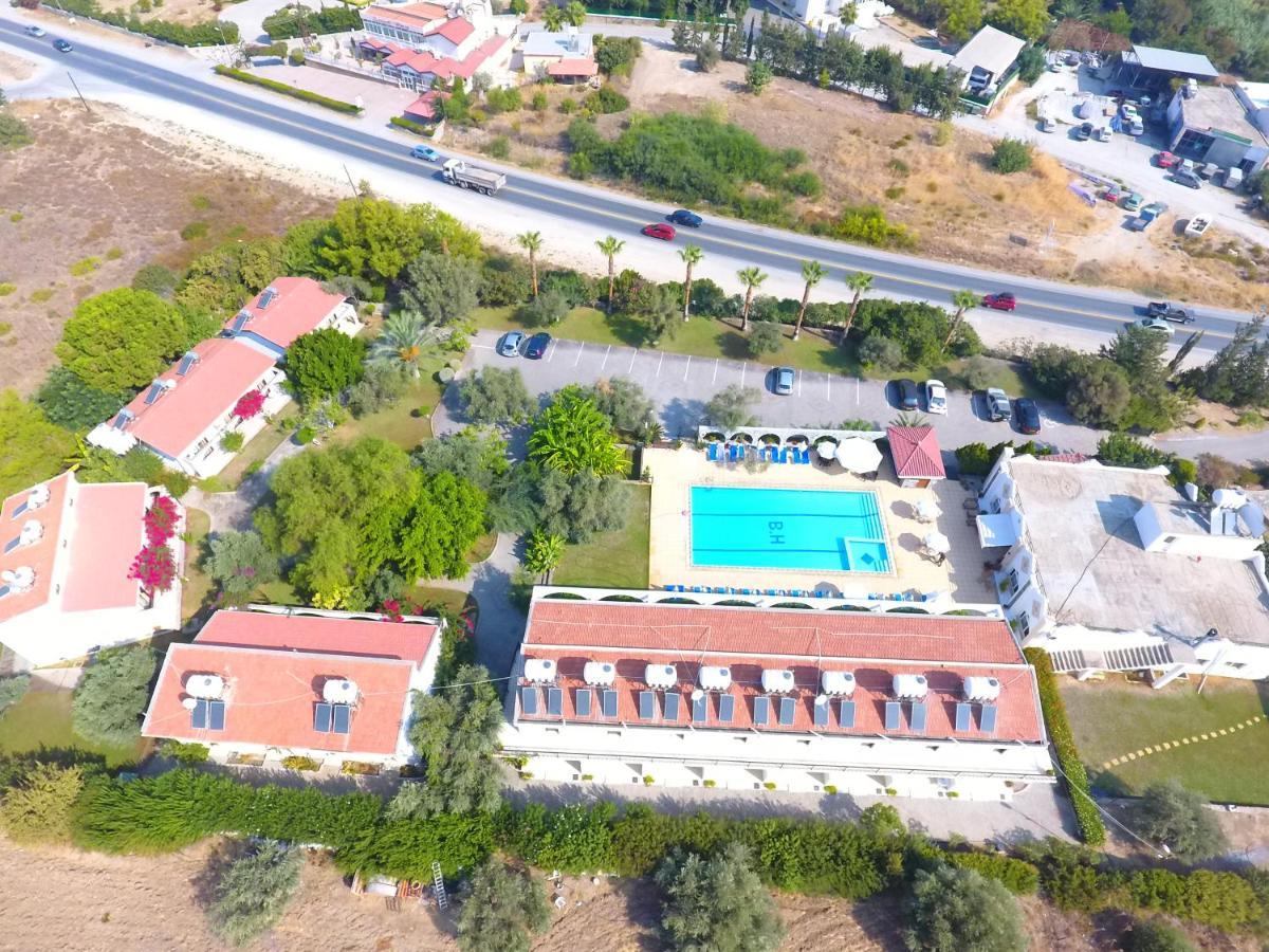 Bare Hill Holiday Apartments Krini Exteriér fotografie