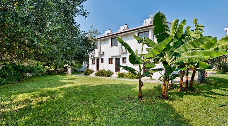Bare Hill Holiday Apartments Krini Exteriér fotografie