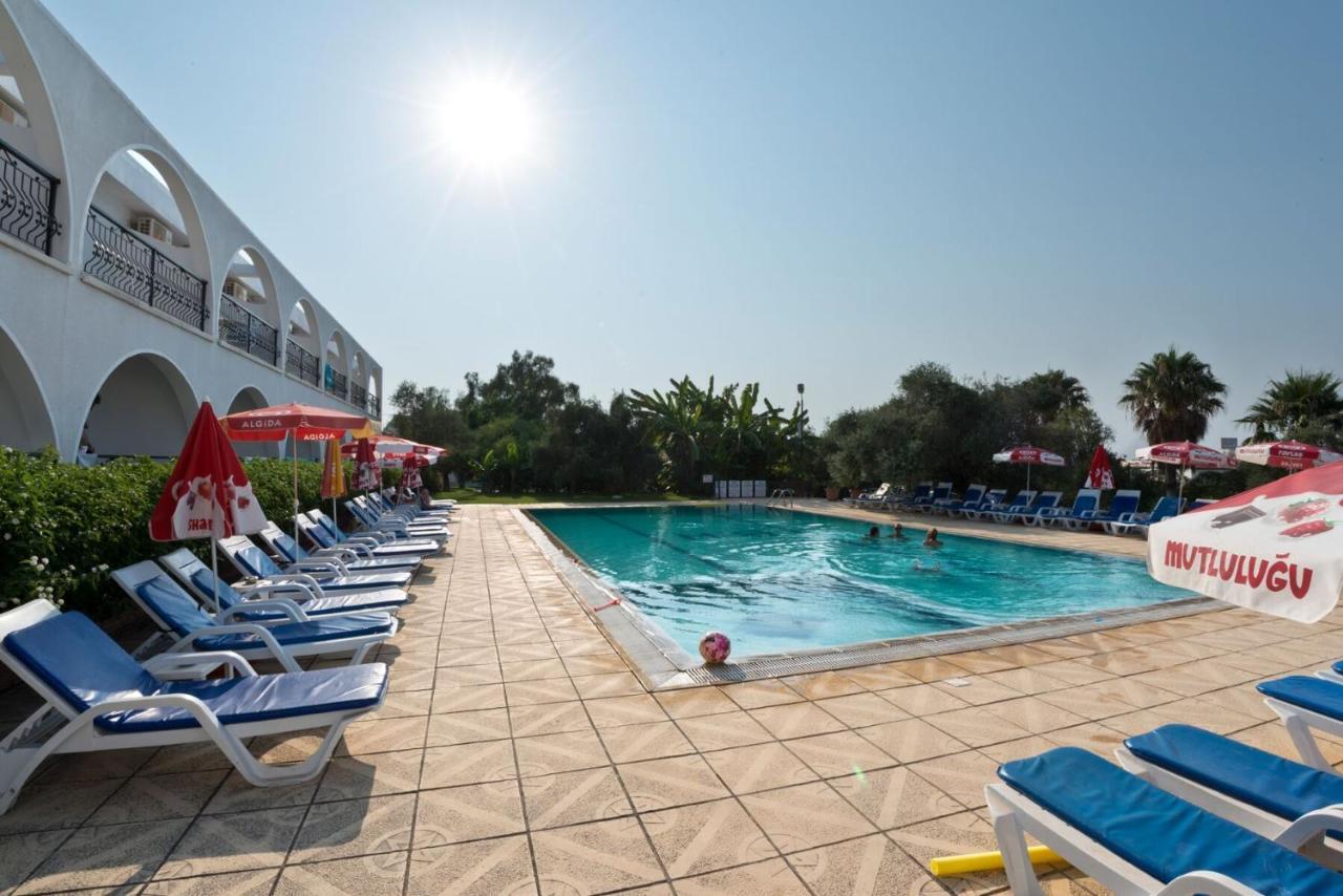 Bare Hill Holiday Apartments Krini Exteriér fotografie